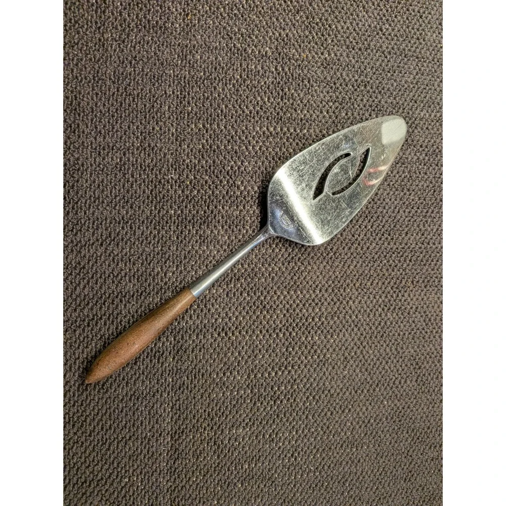 Vintage Ekco Eterna‎ Pie and Cake Server Mid-Century Modern Stainless Wood